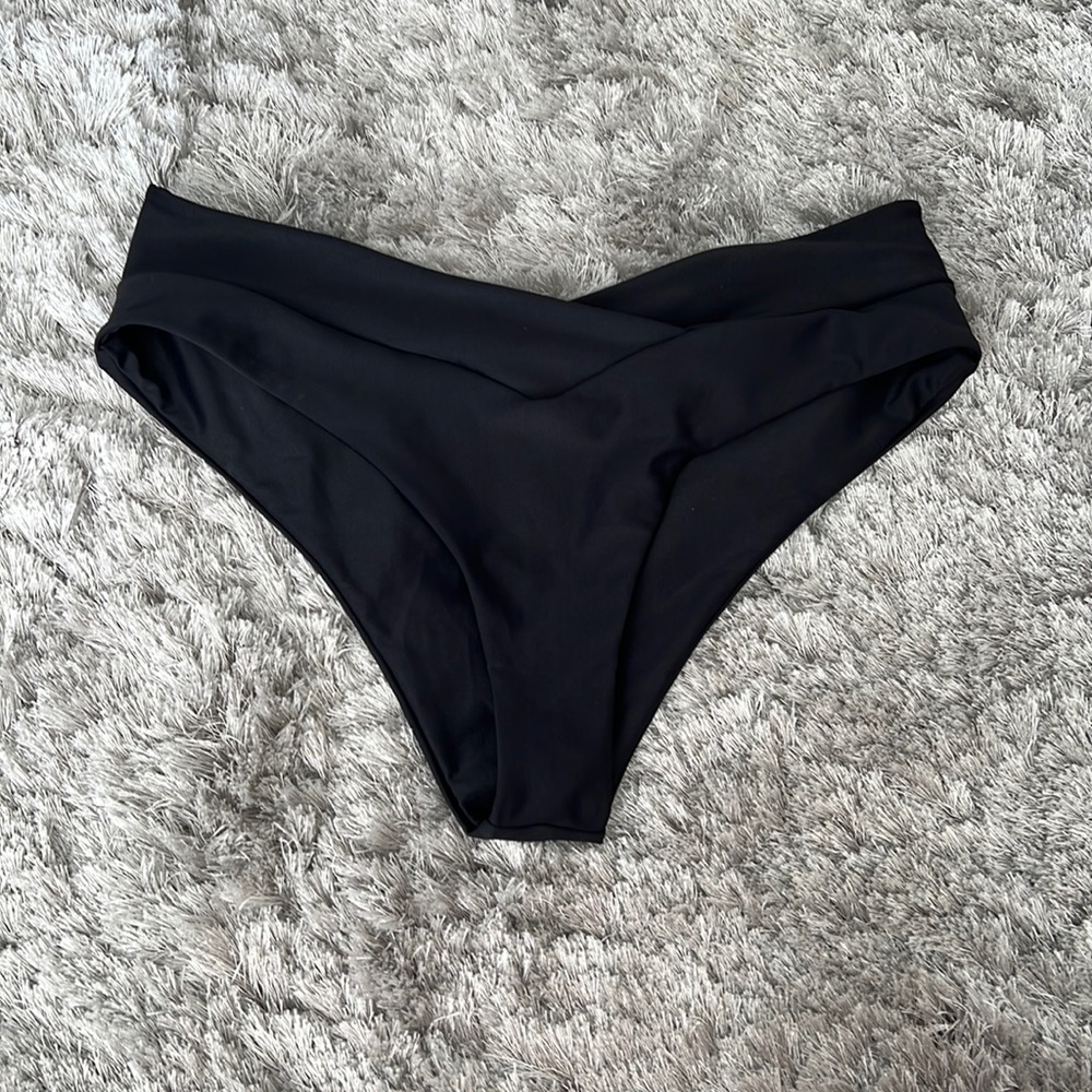high waisted cross over bikini bottoms